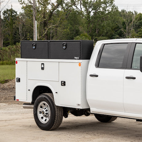 Buyers Products 90-in x 18-in x 16-in Textured Matte Black Diamond Tread Aluminum Topsider Truck Box - 1722565