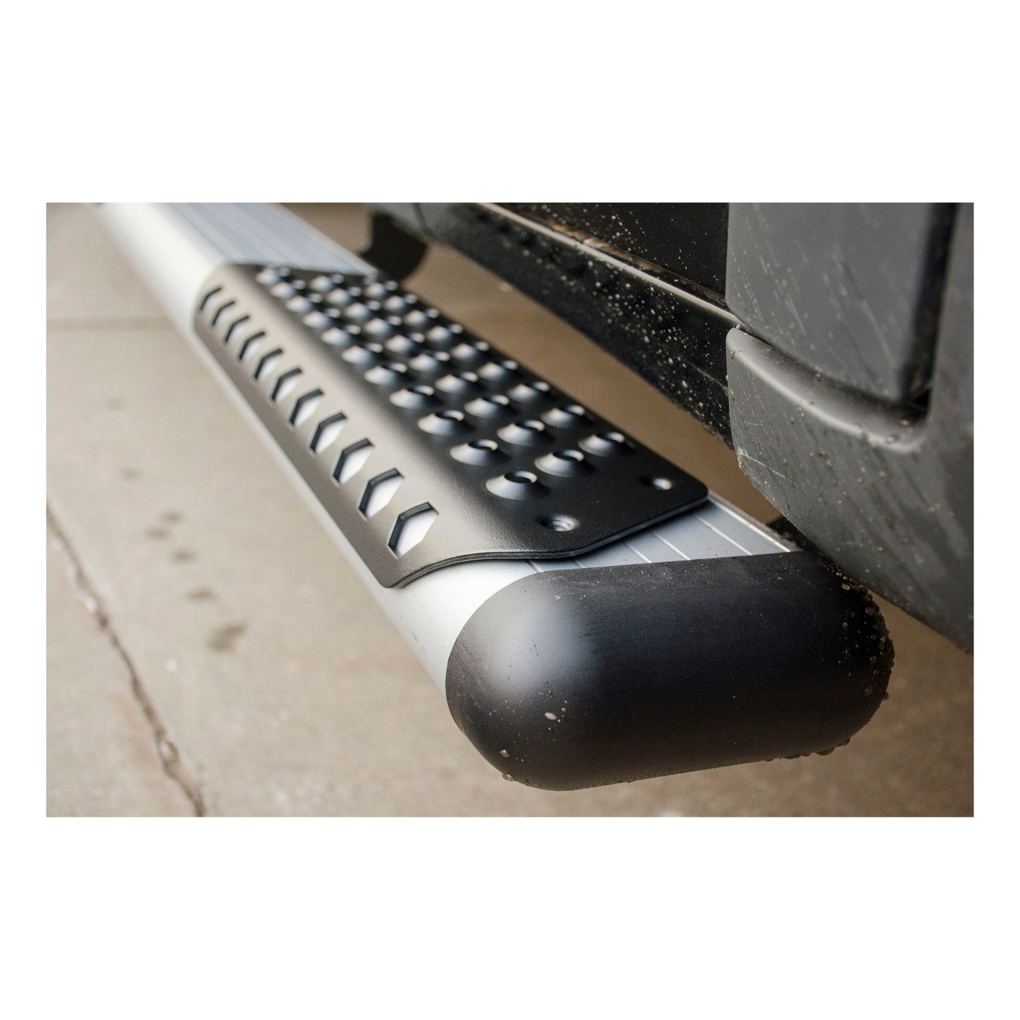 Luverne O-Mega II 6" x 36" Silver Aluminum Side Steps, Select Ford E-Series Vans