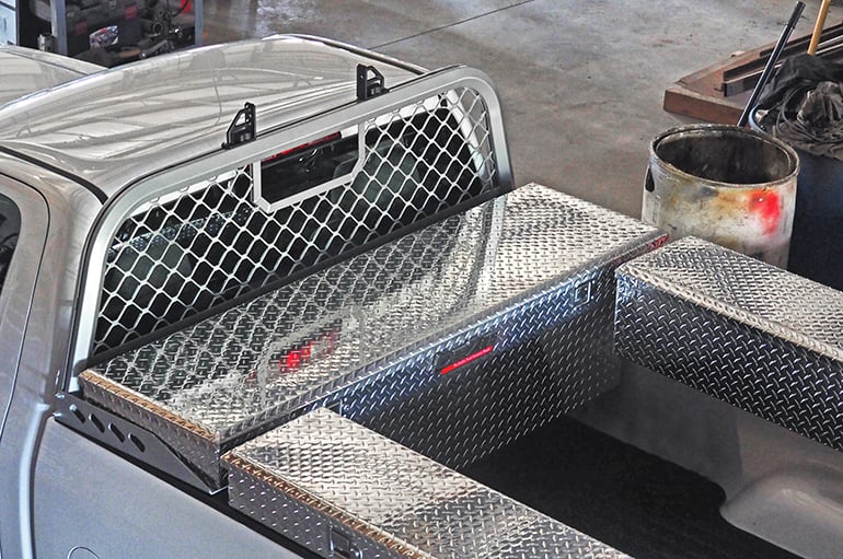 Dee Zee Aluminum Headache Rack for RAM 2500/3500 (2013-2026) - DZ95058R