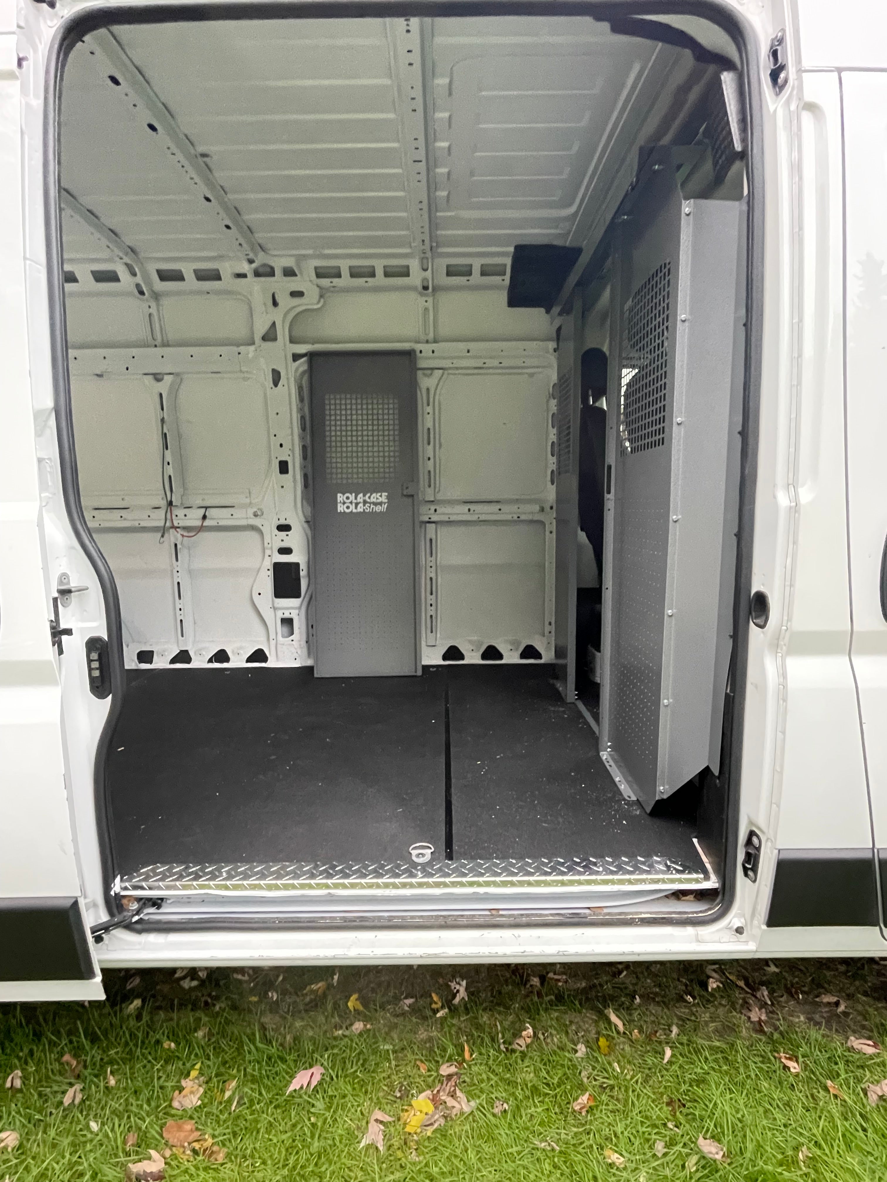 Robert D - RAM ProMaster Work Van Robert D - RAM ProMaster Work Van