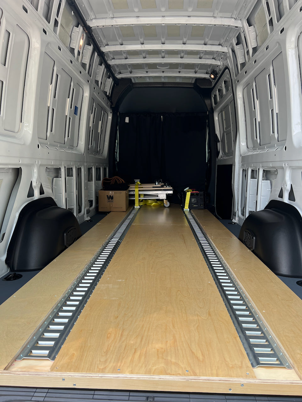 Chris G - Mercedes Sprinter Chris G - Mercedes Sprinter