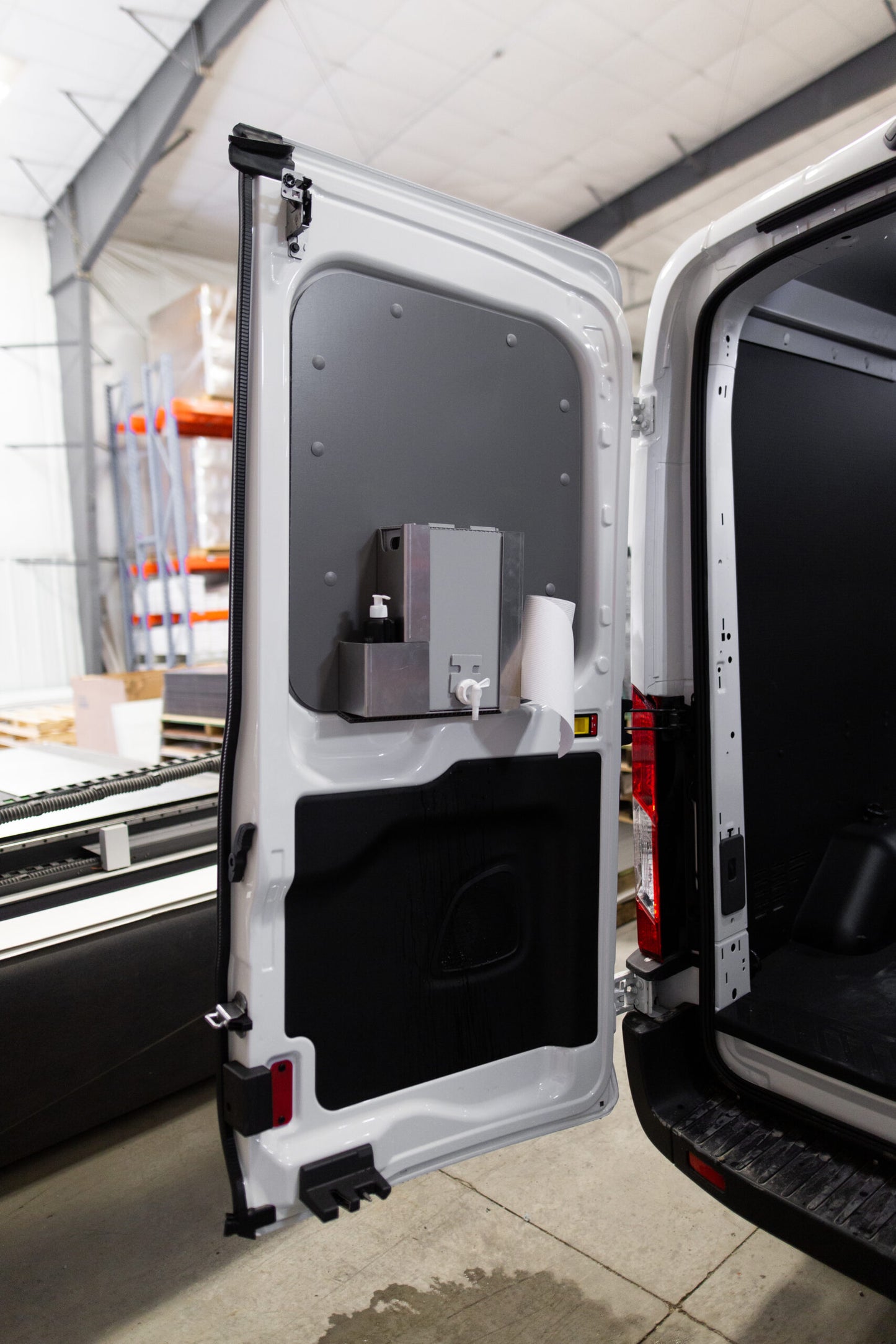 CleanCaddy Handwashing Unit