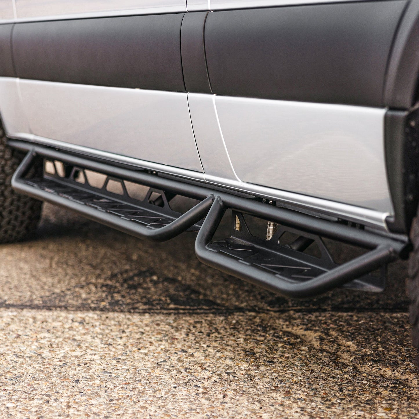 Vanspeed Side Steps - Driver & Passenger for Mercedes Sprinter 144/170 (2008+) - VNSPD-005