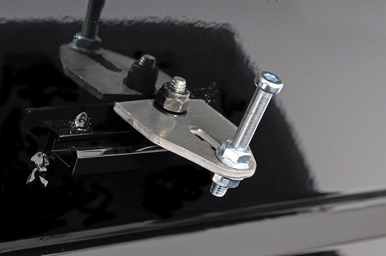 Dee Zee Crossover Tool Box - 70-in - Low Profile Lid - Deep Tub - Gloss Black - DZ8170DLB