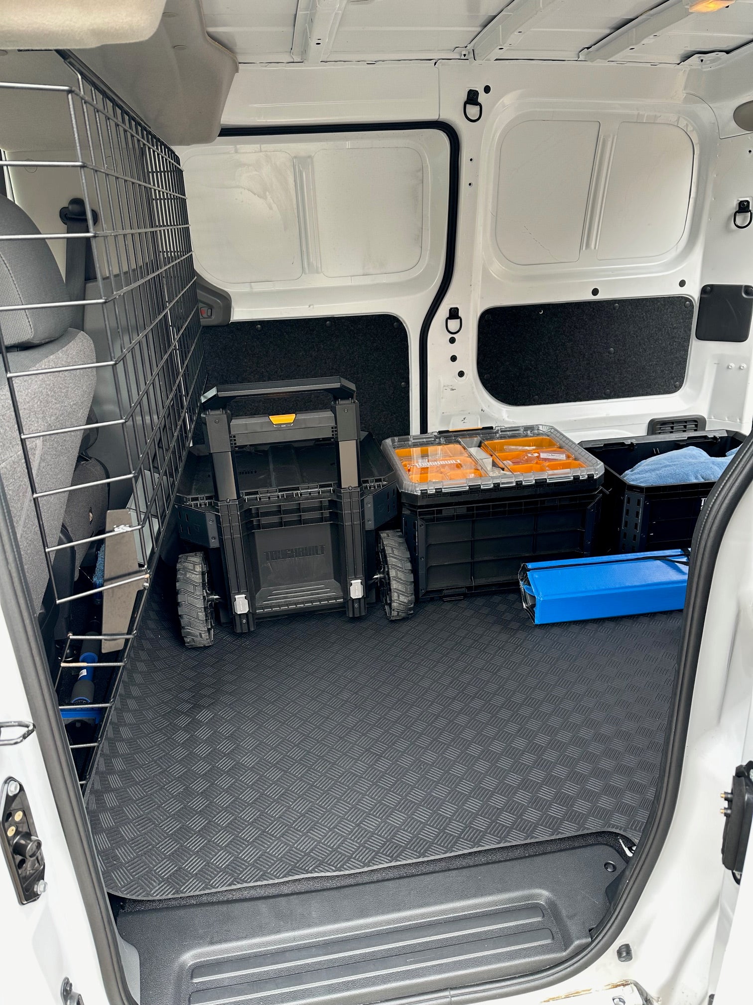 Michael P - Nissan NV200 Michael P - Nissan NV200