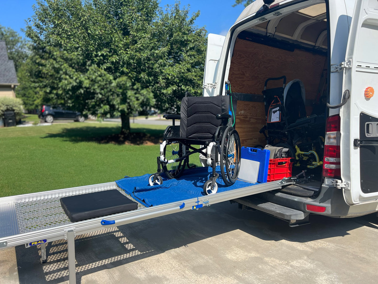 FEAL IRV 36" Wide Bi-Fold Cargo Van Ramp