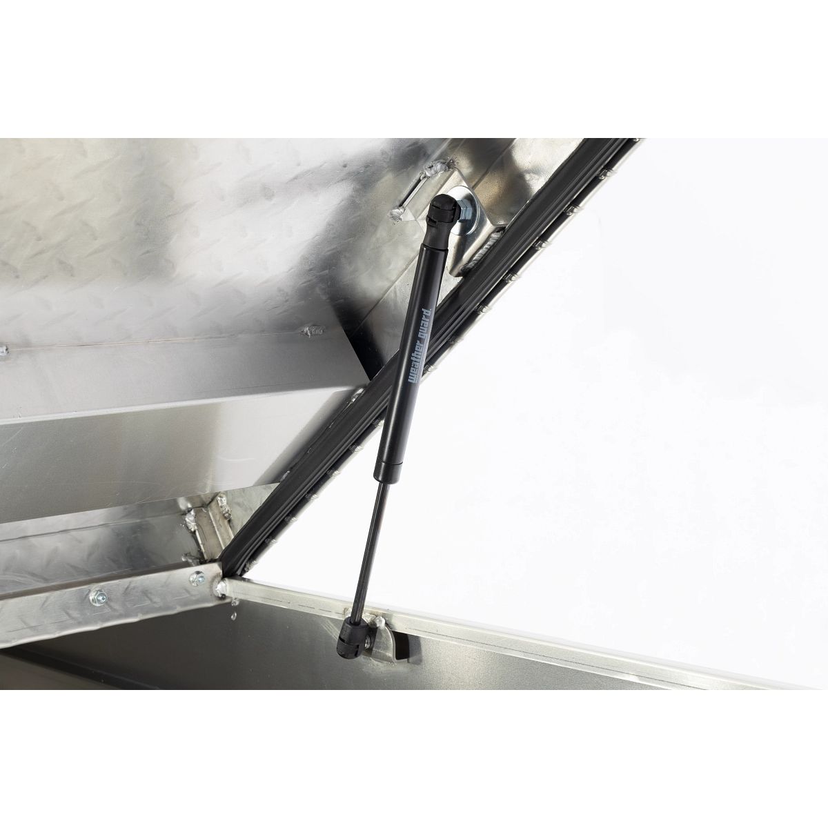 Weather Guard Gull Wing Crossover Tool Box Aluminum Standard Model 124-0-04