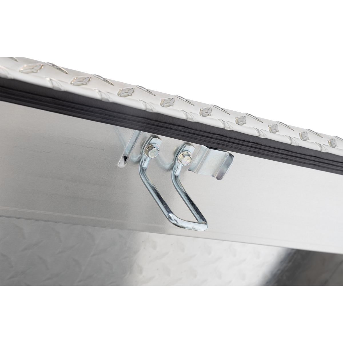 Weather Guard Gull Wing Crossover Tool Box Aluminum Standard Model 124-0-04