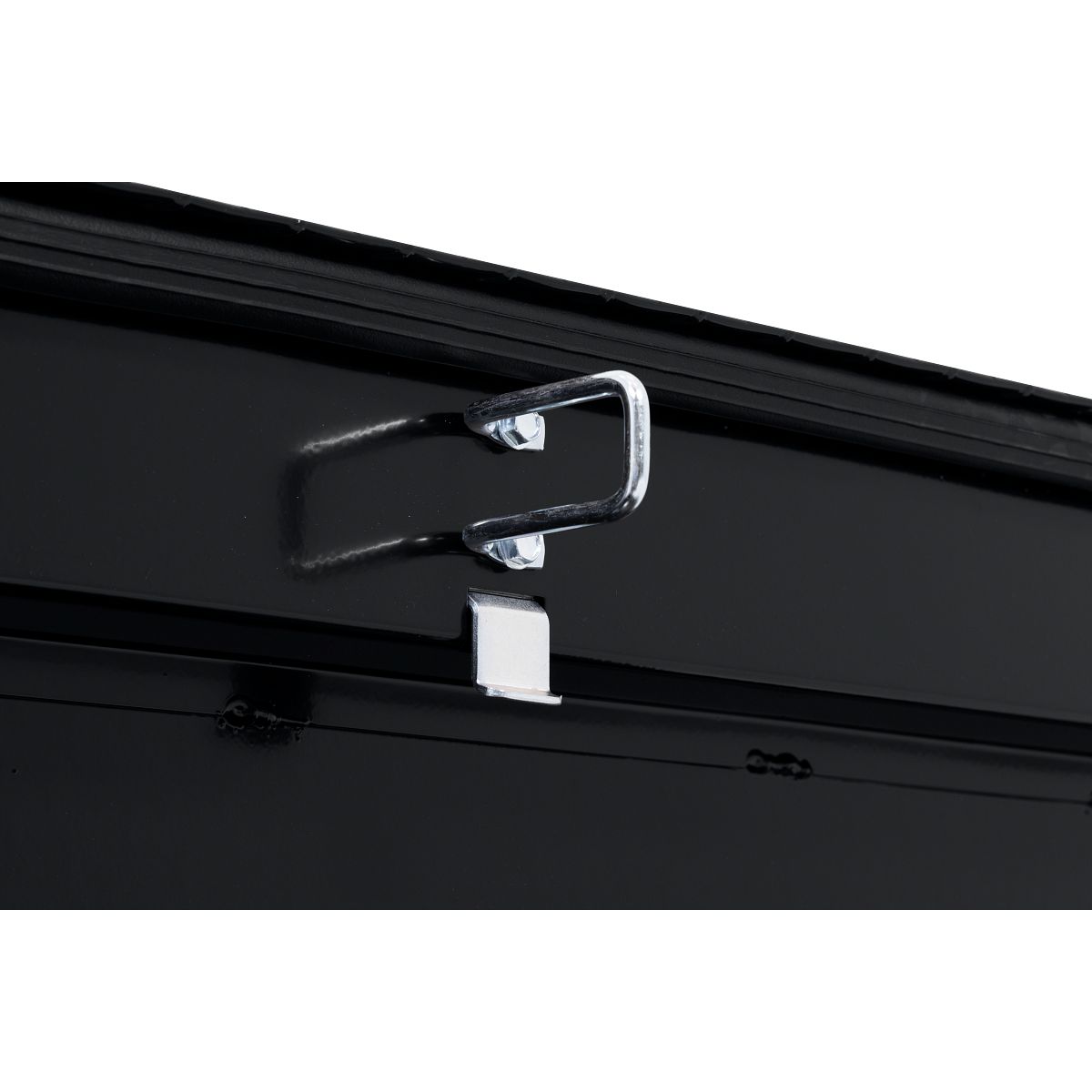 Weather Guard Crossover Tool Box for Mid-Size Trucks Gloss Black Aluminum Low Profile Model 131-5-04