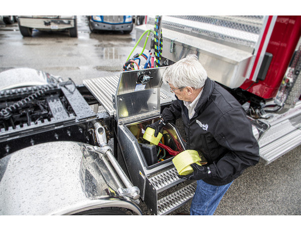 Buyers Products Heavy Duty Smooth Aluminum Wideopen Step Boxes for Semi Trucks - 18-In Width - 1705281