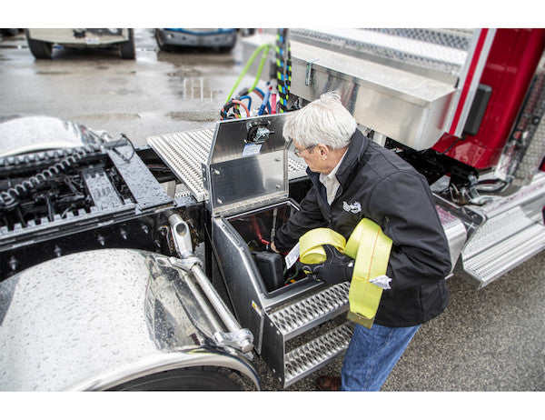 Buyers Products Heavy Duty Smooth Aluminum Wideopen Step Boxes for Semi Trucks - 18-In Width - 1705281