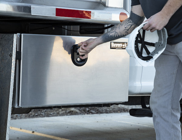 Buyers Products 36-in x 18-in x 18-in Pro Series Smooth Aluminum Underbody Truck Box - 1706405