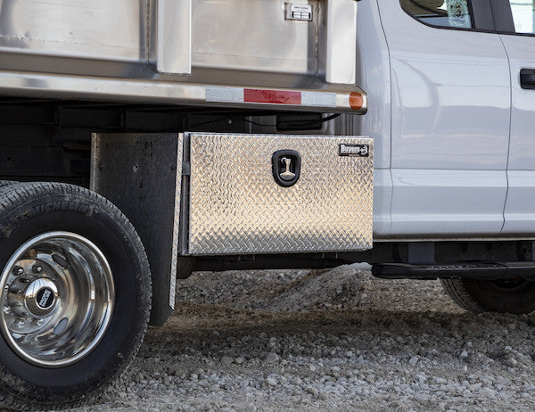 Buyers Products 36-in x 18-in x 18-in Pro Series Smooth Aluminum Underbody Truck Box with Diamond Tread Door - 1706505