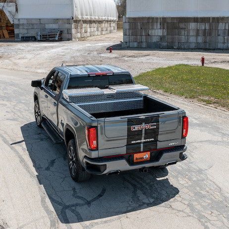 Buyers Products 71-in x 18-in x 20-in Diamond Tread Aluminum Gull Wing Truck Box - 1710410