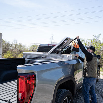 Buyers Products 71-in x 18-in x 20-in Diamond Tread Aluminum Gull Wing Truck Box - 1710410