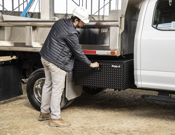 Buyers Products 36-in x 18-in x 18-in Textured Matte Black Diamond Tread Aluminum Underbody Truck Box - 1715105