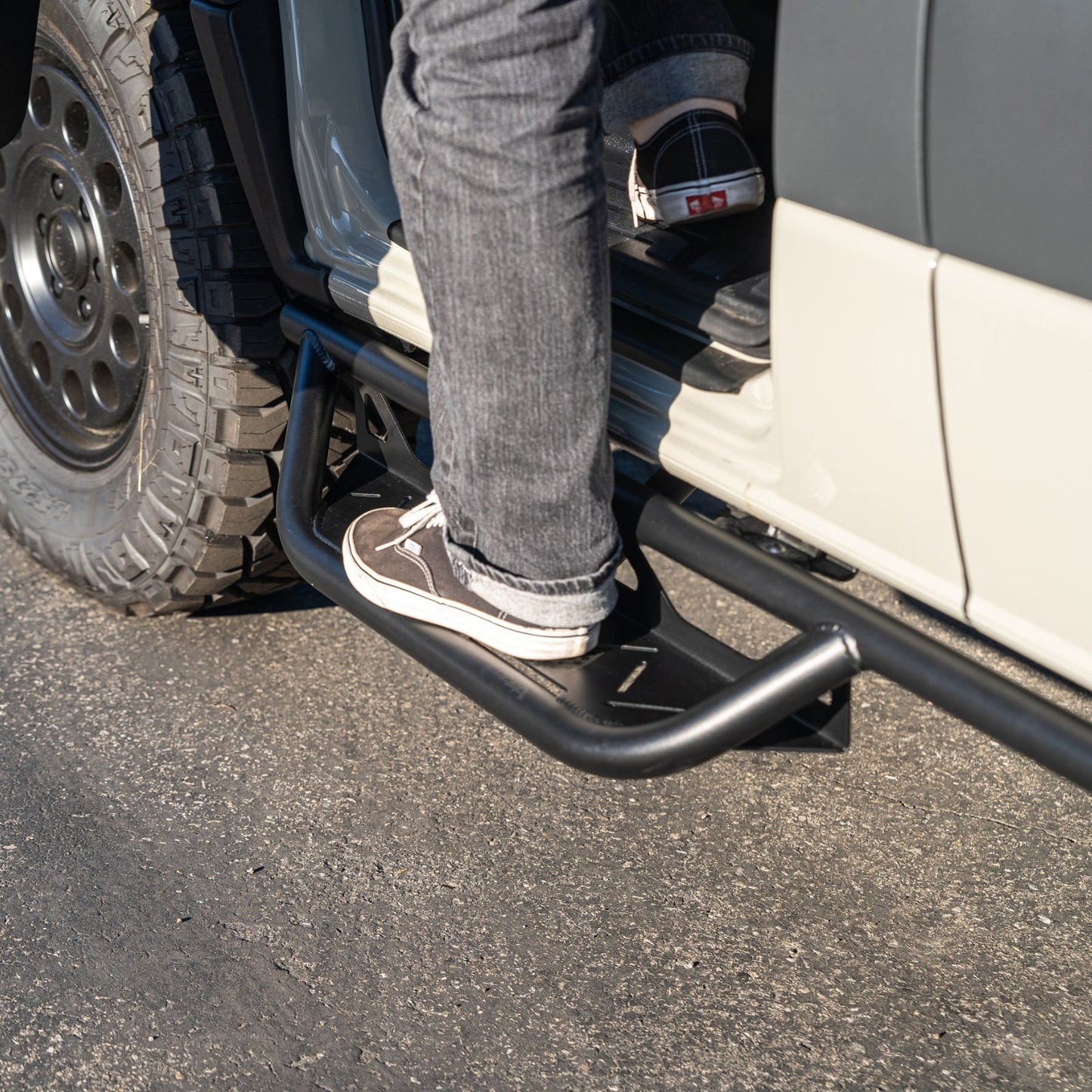 Vanspeed Side Steps - Driver & Passenger for Mercedes Sprinter 144/170 (2008+) - VNSPD-005