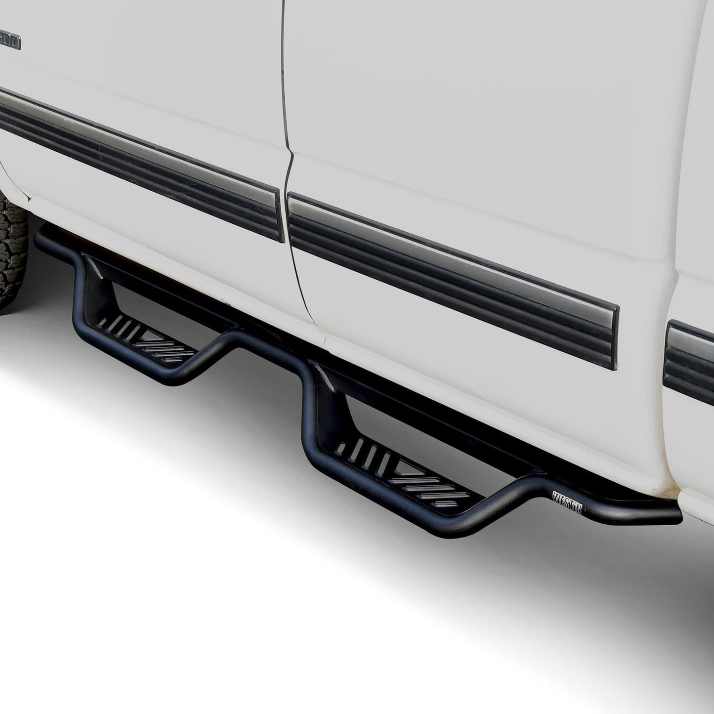 Westin Outlaw Drop Nerf Step Bars for Chevrolet Silverado / GMC Sierra trucks (1999-2019) - 20-11685