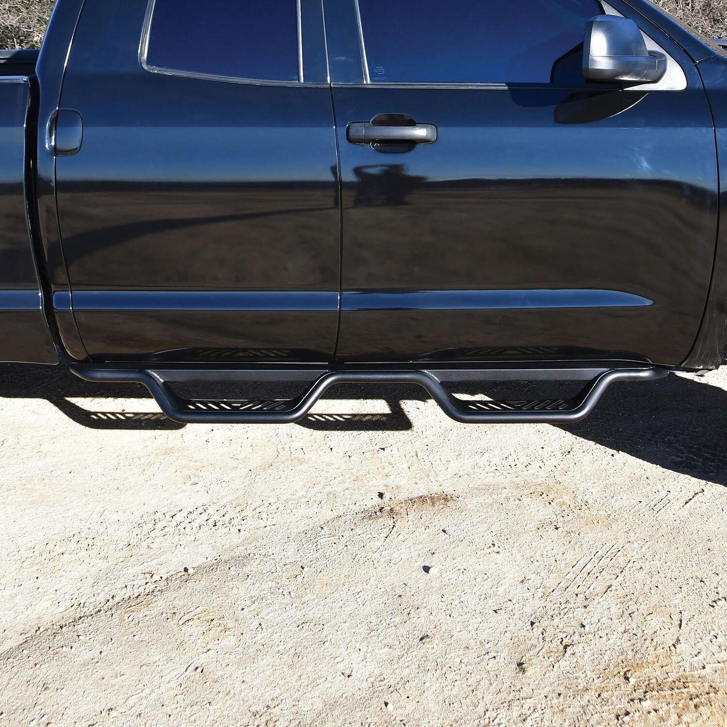 Westin Outlaw Drop Nerf Step Bars for Toyota Tundra (2007-2021) - 20-13245