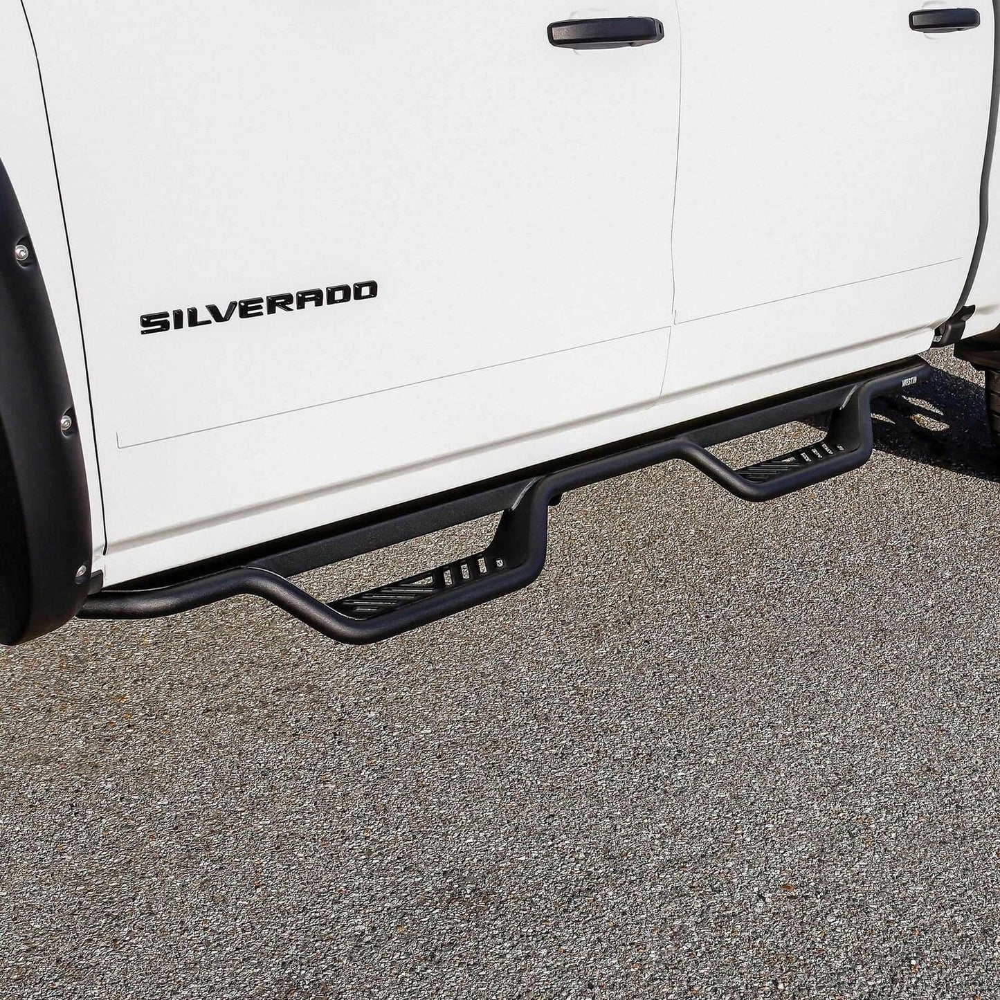 Westin Outlaw Drop Nerf Step Bars for Chevrolet Silverado / GMC Sierra trucks (2014-2019) - 20-13725