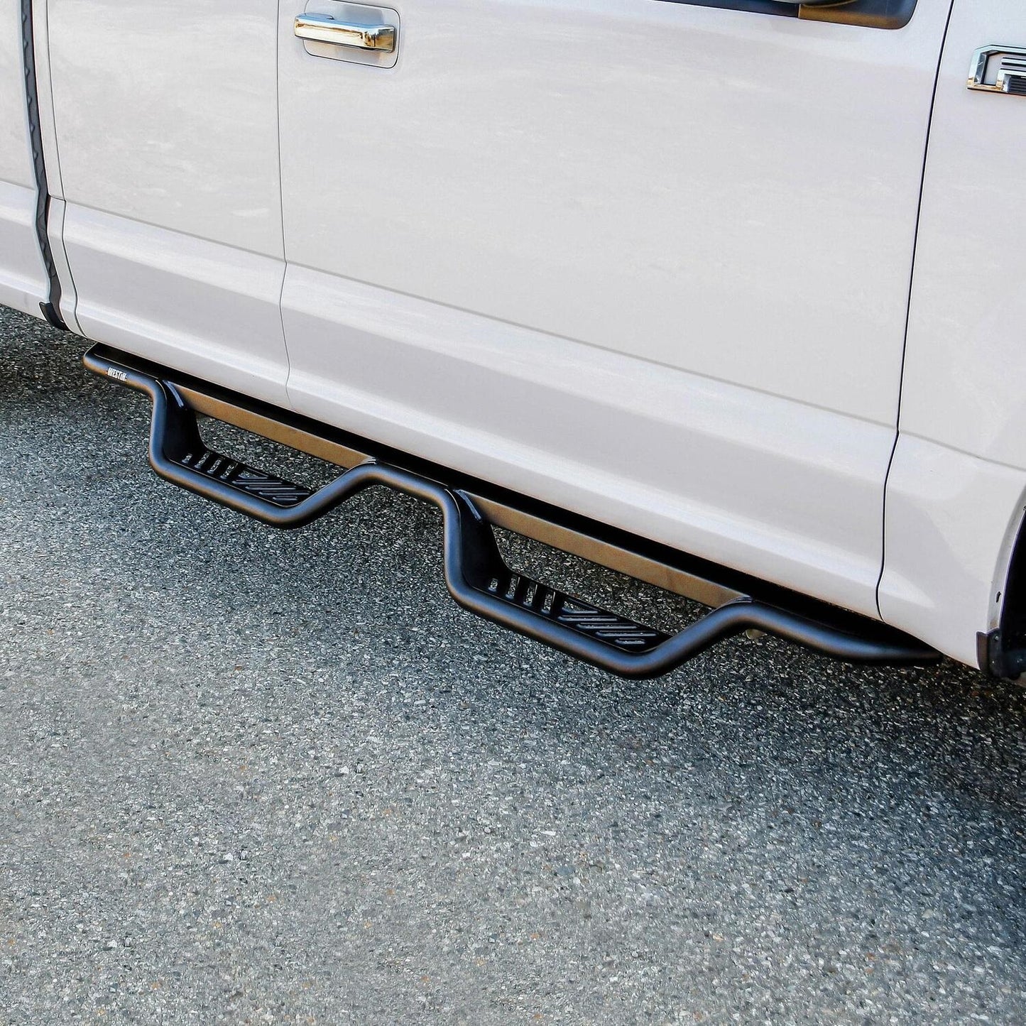 Westin Outlaw Drop Nerf Step Bars - 20-13935