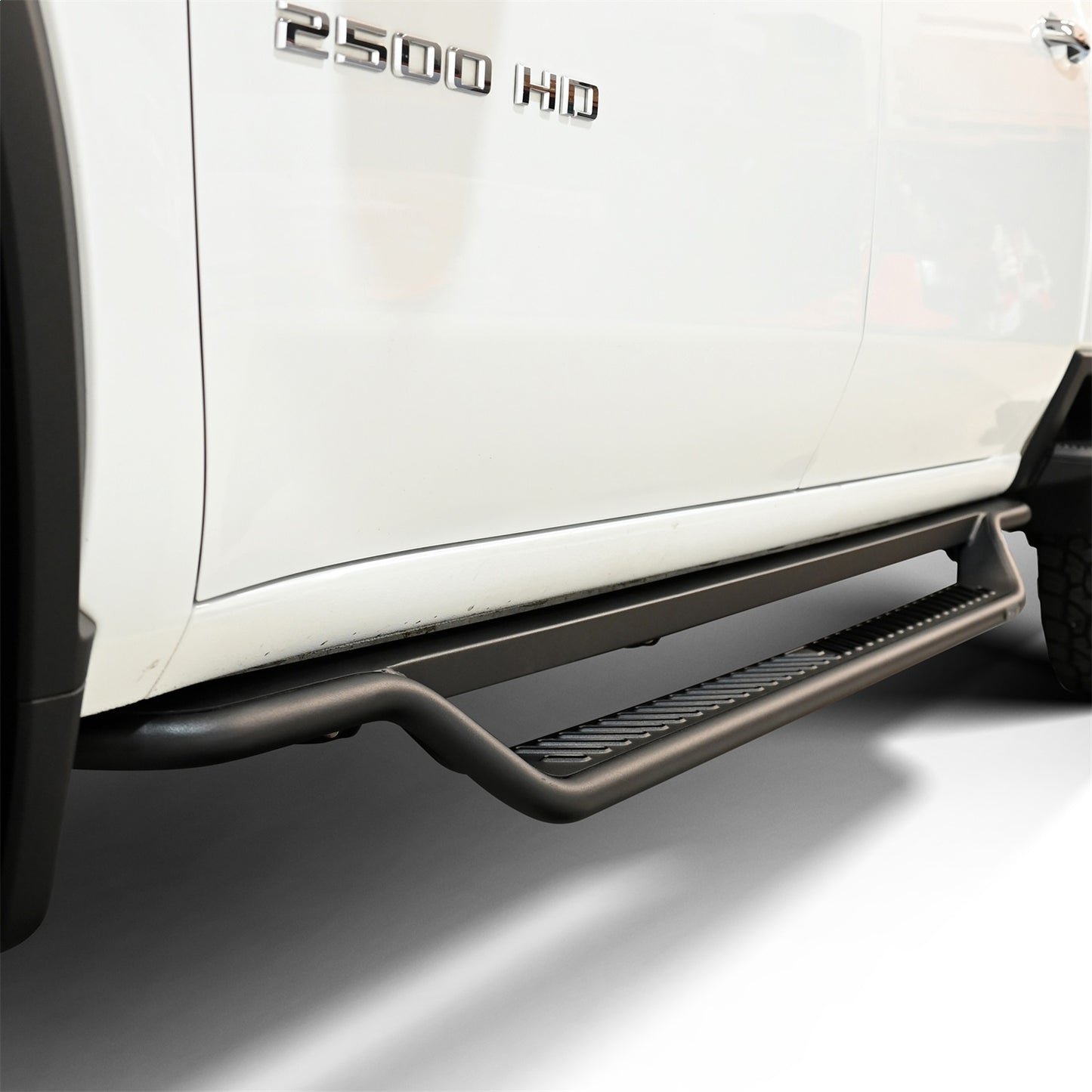 Westin Outlaw Drop Running Boards for Chevrolet Silverado / GMC Sierra trucks (2019-2026) - 20-44135