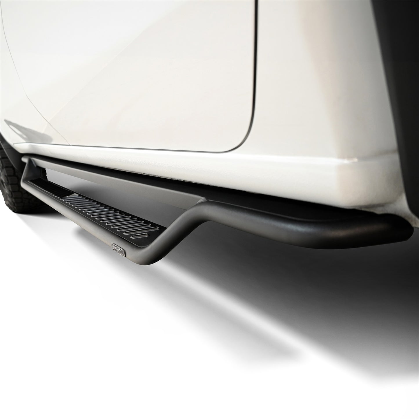 Westin Outlaw Drop Running Boards for Chevrolet Silverado / GMC Sierra trucks (2019-2026) - 20-44135