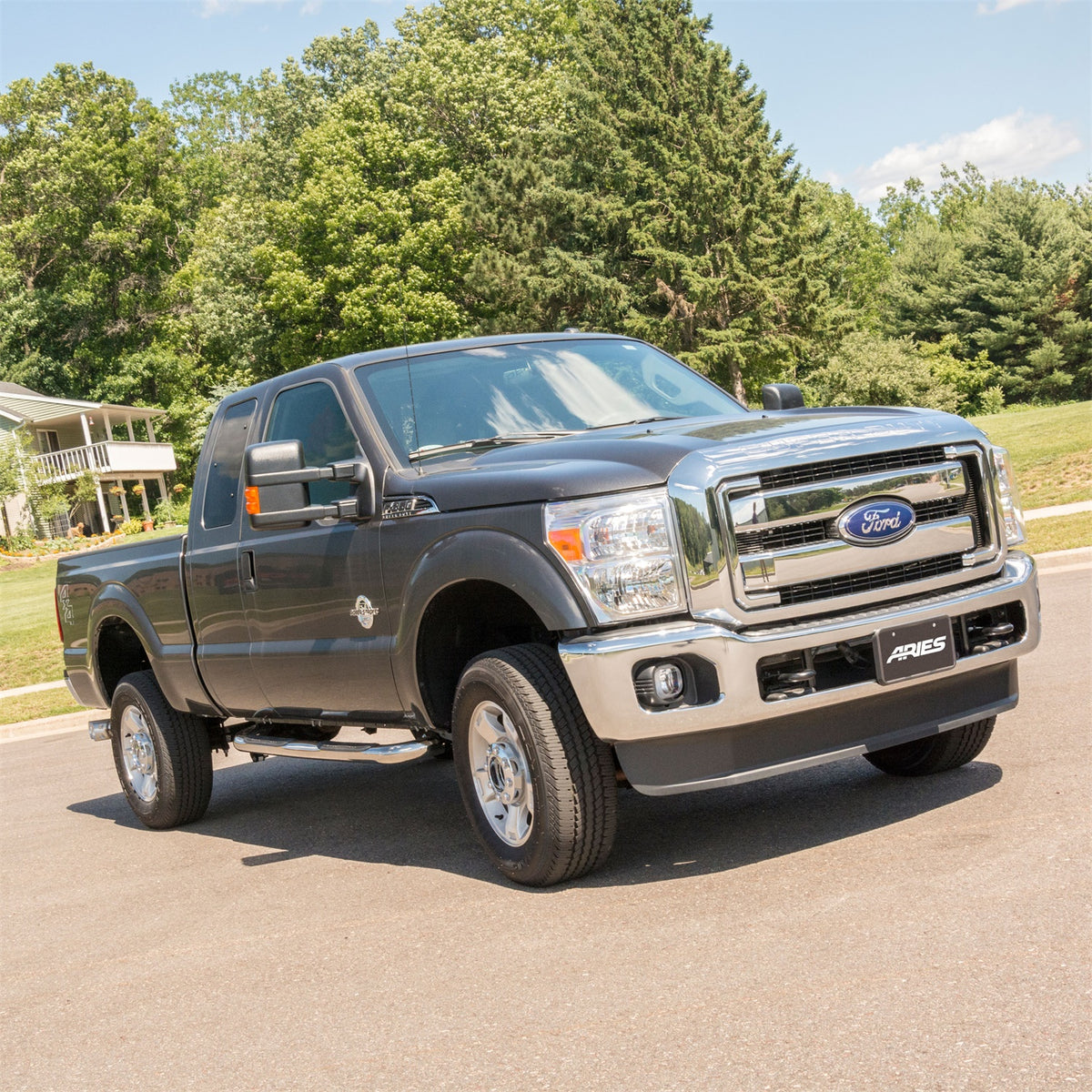 ARIES 3-in Round Polished Stainless Steel Nerf Bars for Ford F-250/F-350 Super Duty SuperCab (1999-2016) - 203025-2