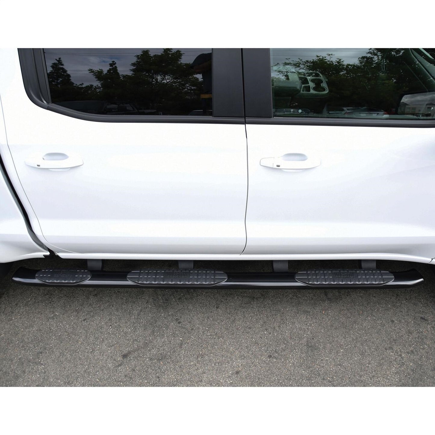 Westin PRO TRAXX 5 Oval W2W Nerf Step Bars for Chevrolet/GMC Silverado/Sierra 1500 (2019-2026) - 21-534685