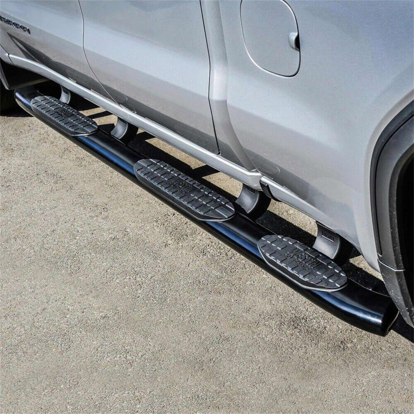 Westin PRO TRAXX 5 Oval W2W Nerf Step Bars for Chevrolet/GMC Silverado/Sierra 1500 (2019-2026) - 21-534715