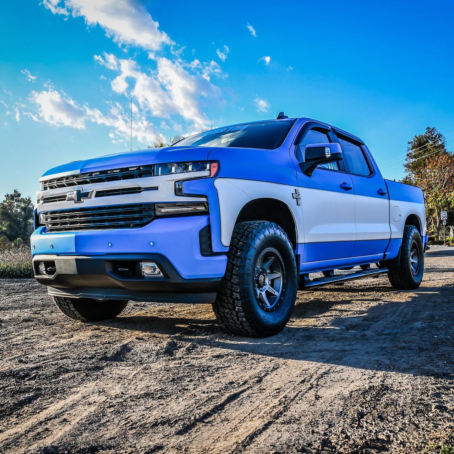 Westin PRO TRAXX 5 Oval Nerf Step Bars for Chevrolet Silverado / GMC Sierra trucks (2019-2026) - 21-54135