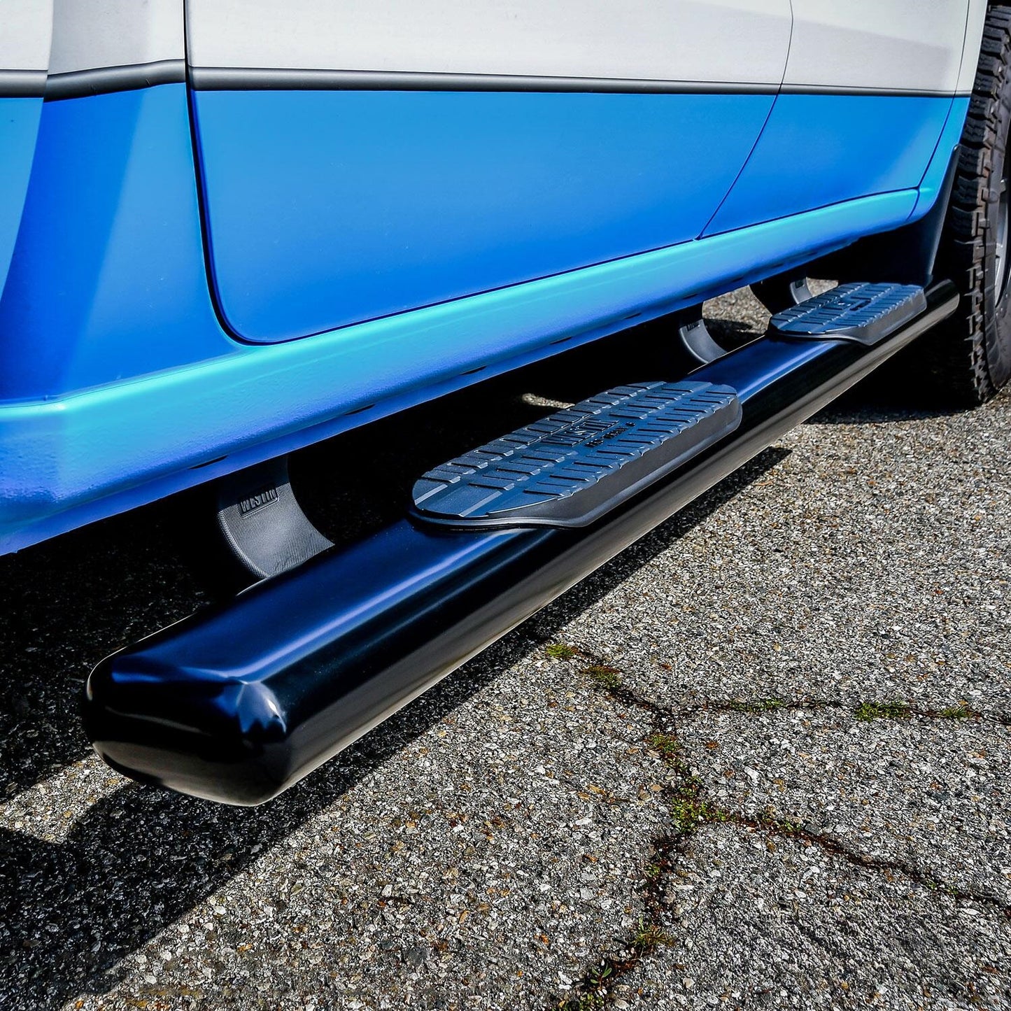 Westin PRO TRAXX 6 Oval Nerf Step Bars for Chevrolet Silverado / GMC Sierra trucks (2019-2026) - 21-64135