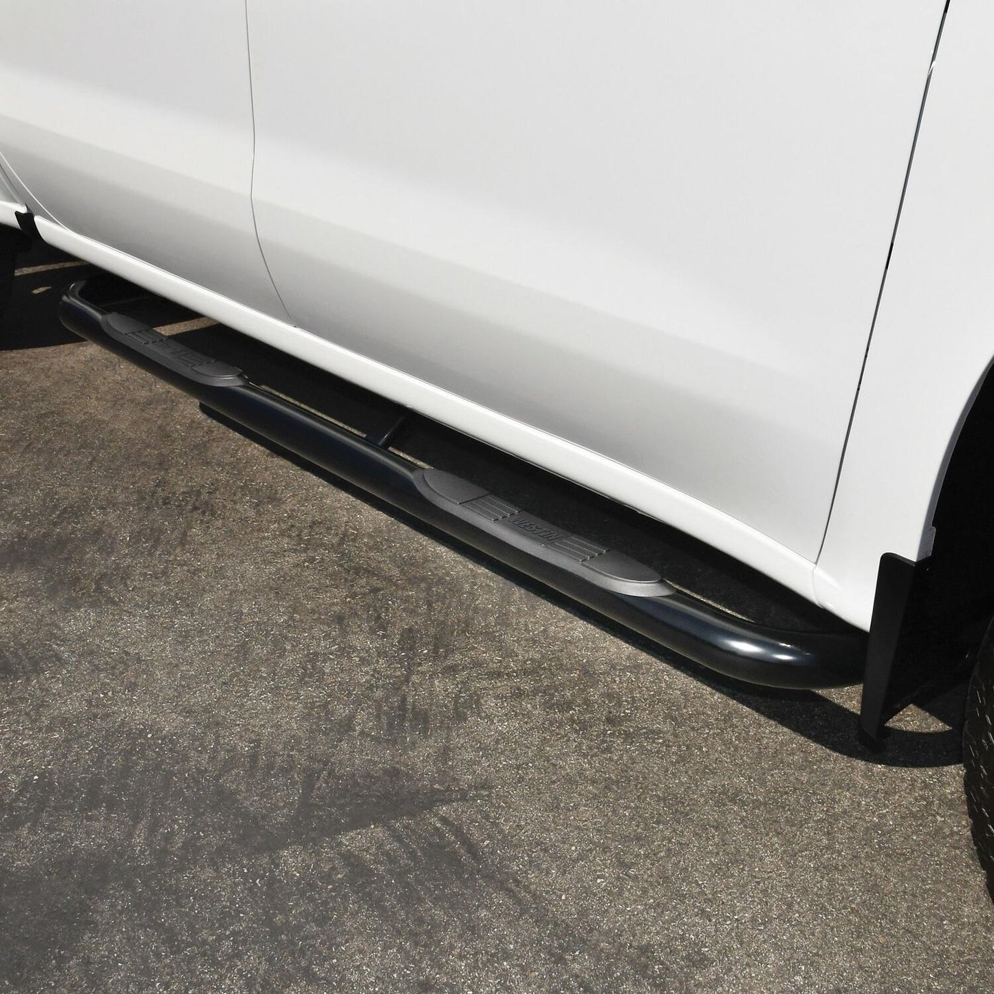 Westin E-Series 3 Nerf Step Bars for Chevrolet/GMC Silverado/Sierra 1500 (2019-2026) - 23-4135