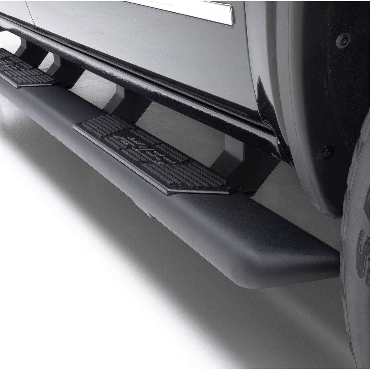 ARIES AscentStep Black Steel 5.5 x 75-in Truck Running Boards for Toyota Tacoma Access Cab/Double Cab (2024-2026) - 2558027