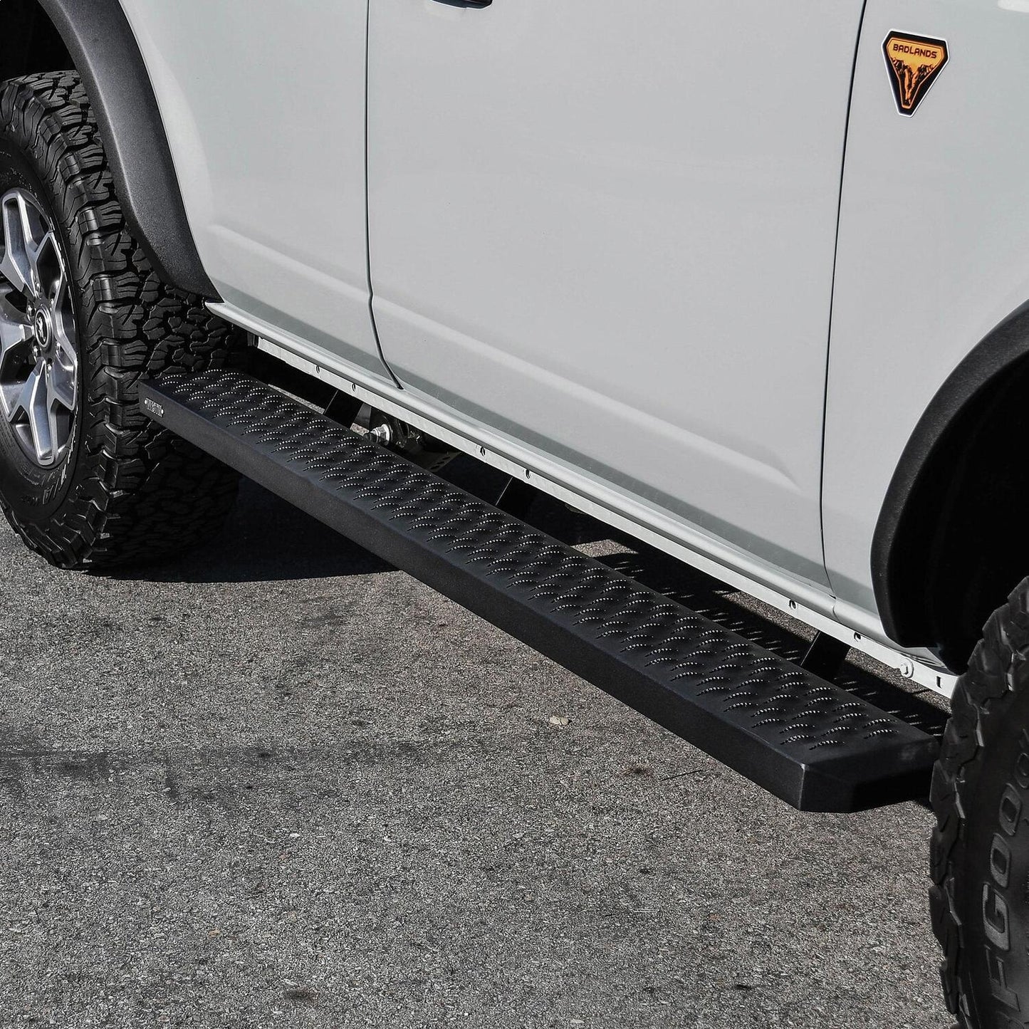 Westin Grate Steps Running Boards - 27-74725