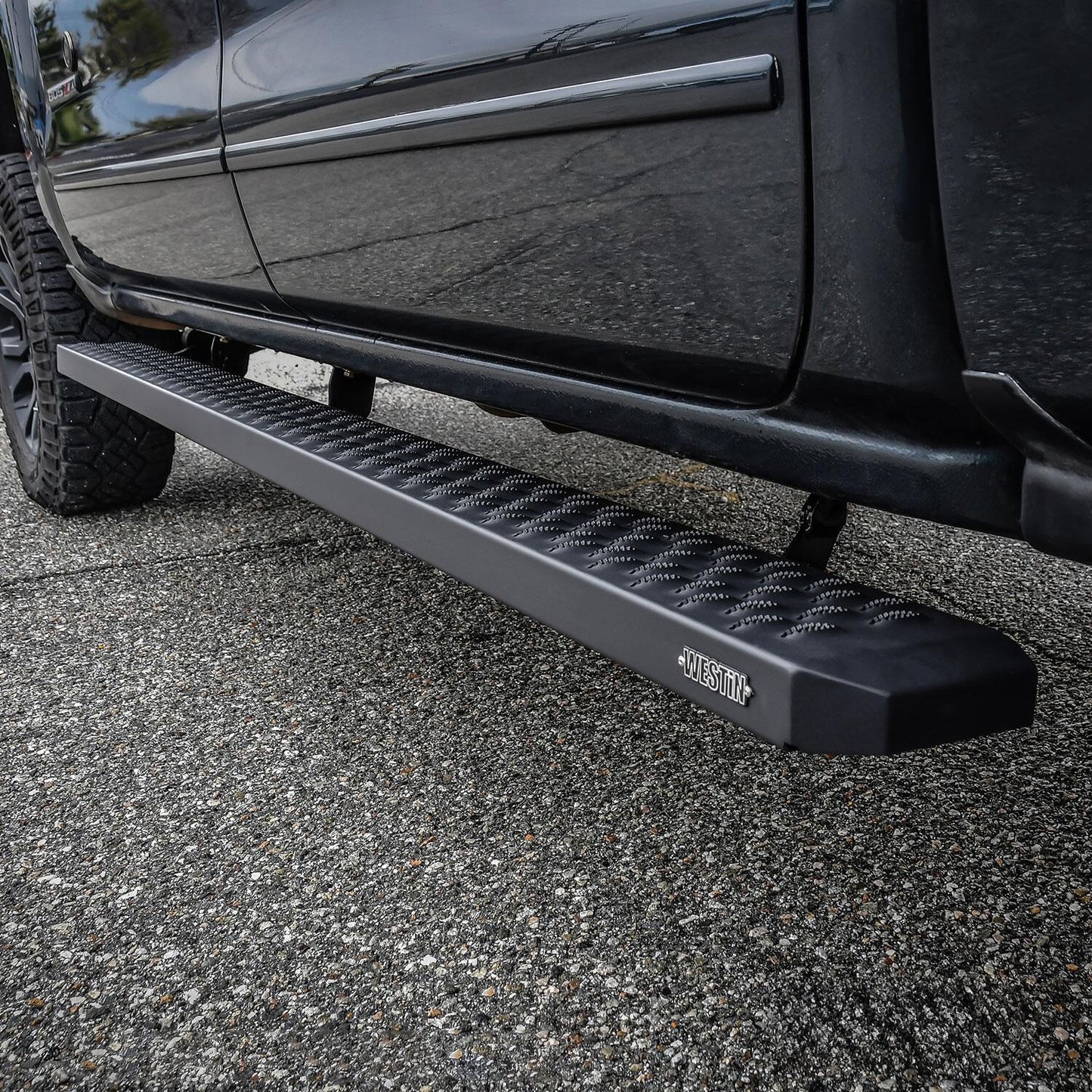 Westin Grate Steps Running Boards - 27-74755
