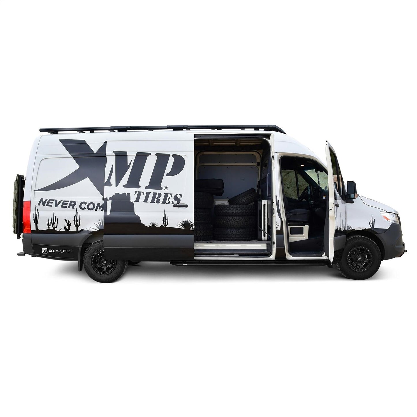 Westin Outlaw Running Boards for Mercedes-Benz Sprinter vans (2010-2026) - 28-31035