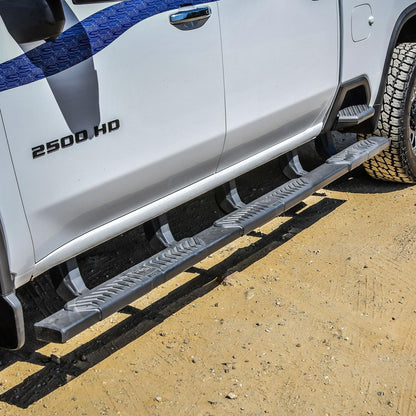 Westin R5 M-Series XD Wheel to Wheel Nerf Step Bars for Chevrolet Silverado / GMC Sierra trucks (2020-2026) - 28-5234765