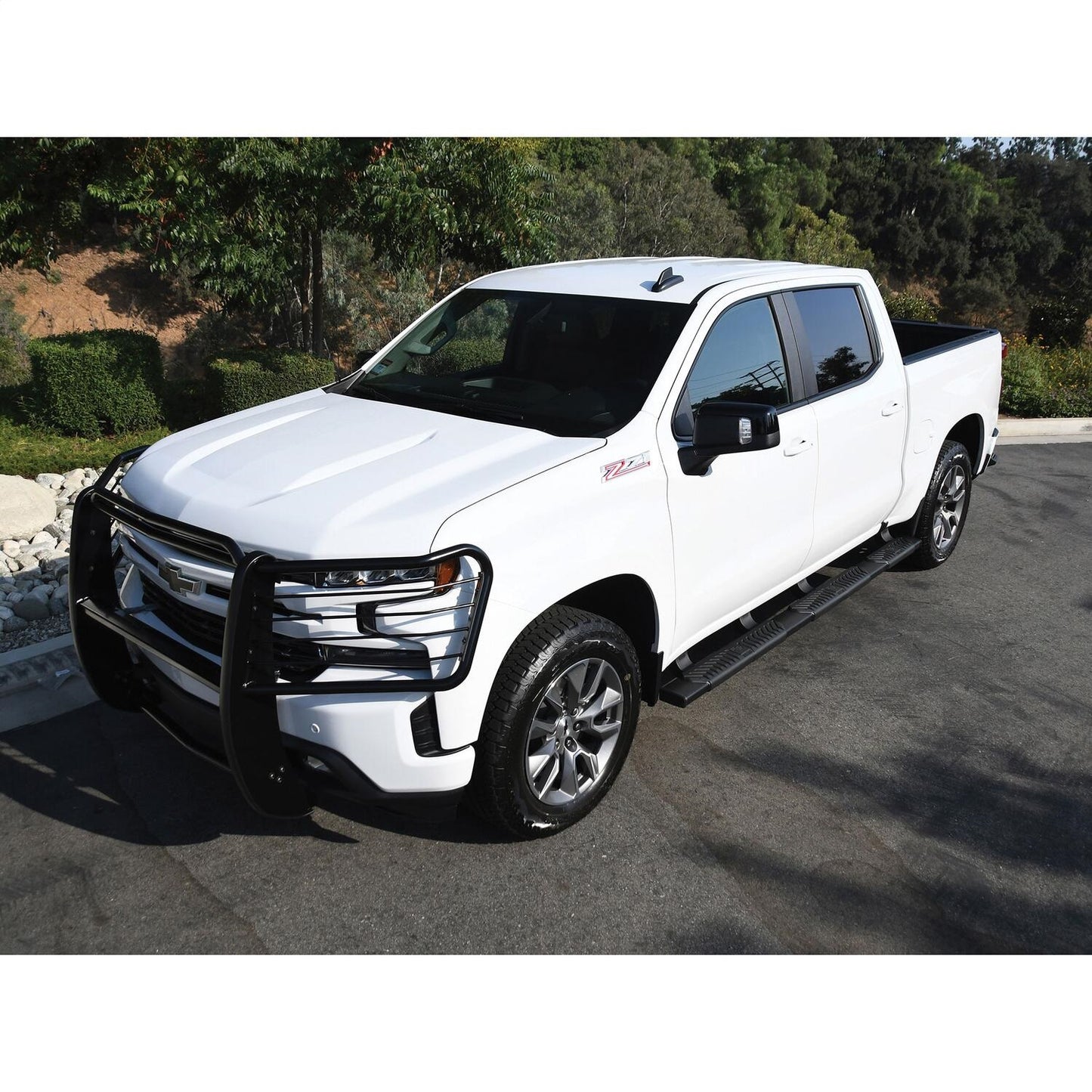 Westin R5 M-Series Wheel-to-Wheel Nerf Step Bars for Chevrolet/GMC Silverado/Sierra 1500 (2019-2026) - 28-534685