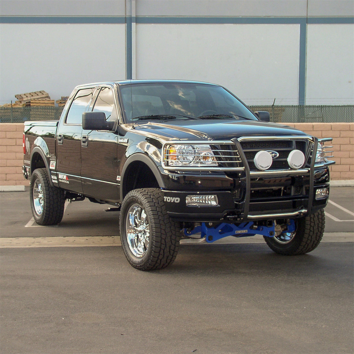ARIES 1.5-in Polished Stainless Steel Grille Guard for Ford F-150 (2007-2008) - 3056-2