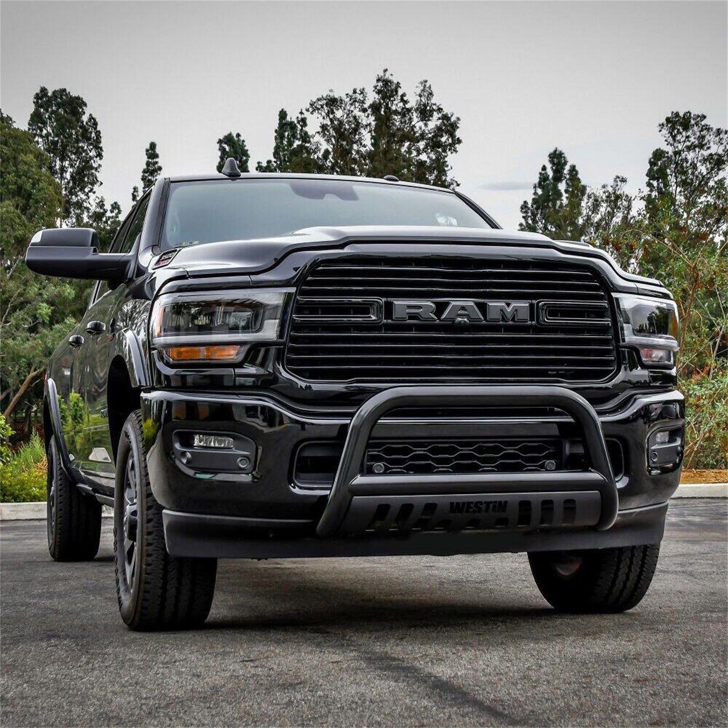 Westin E-Series Bull Bar for Dodge/Ram 2500/3500 (2019-2024) - 31-4025