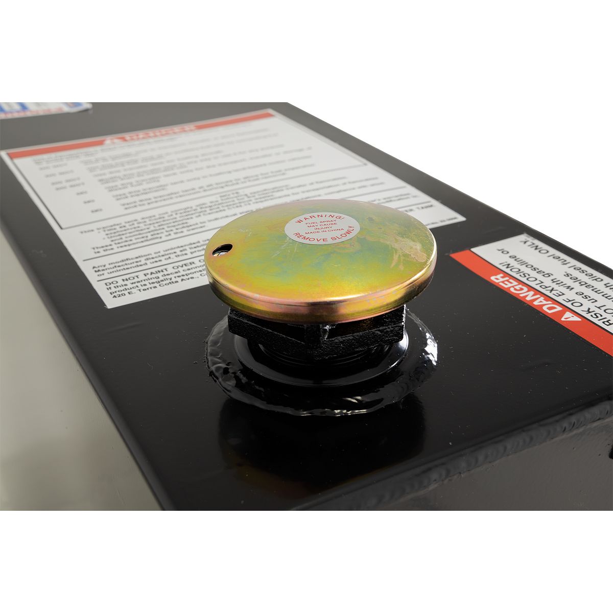 Weather Guard 75-Gallon L-Shape Steel Transfer Tank Gloss Black 352-5-02