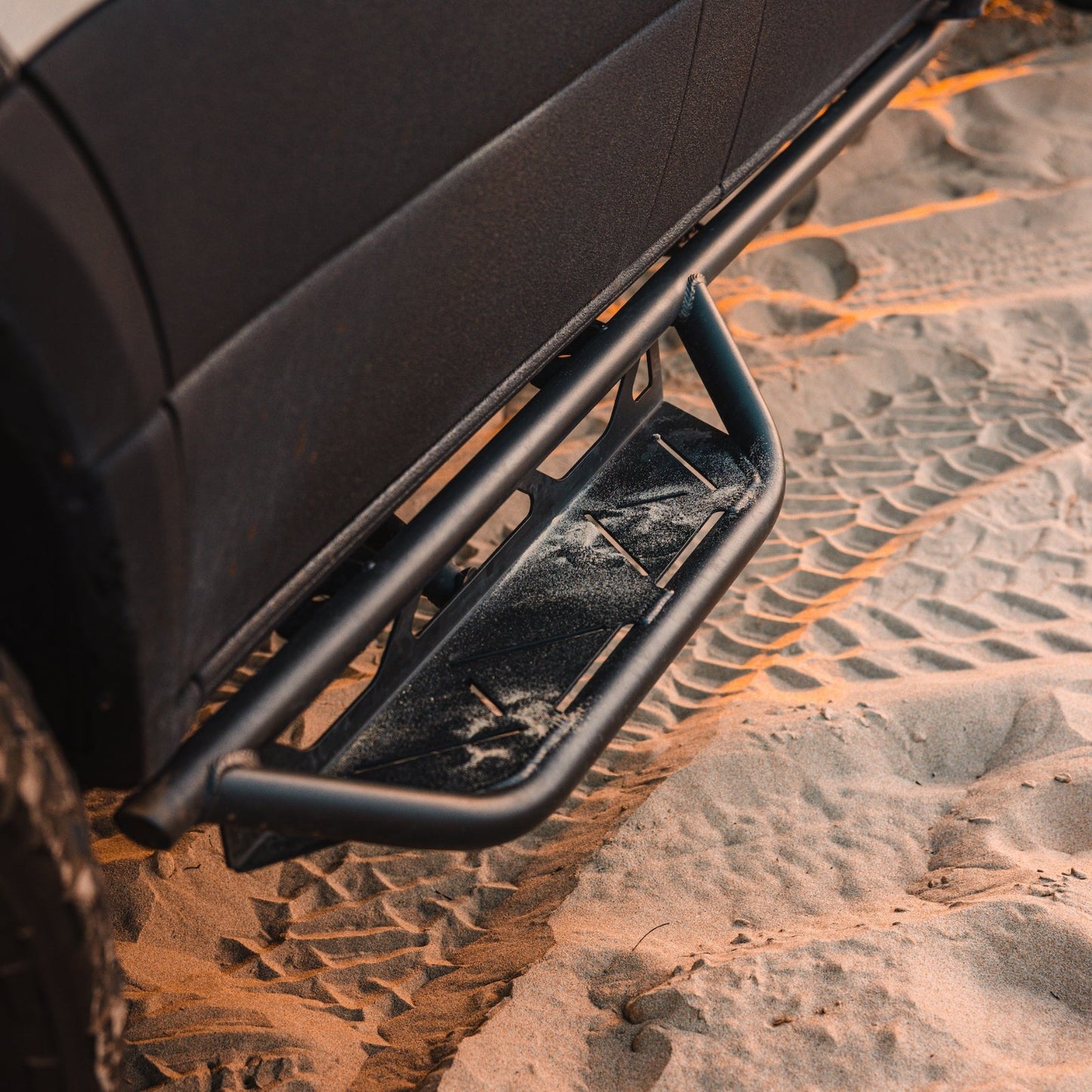Vanspeed Side Steps - Driver & Passenger for Mercedes Sprinter 144/170 (2008+) - VNSPD-005