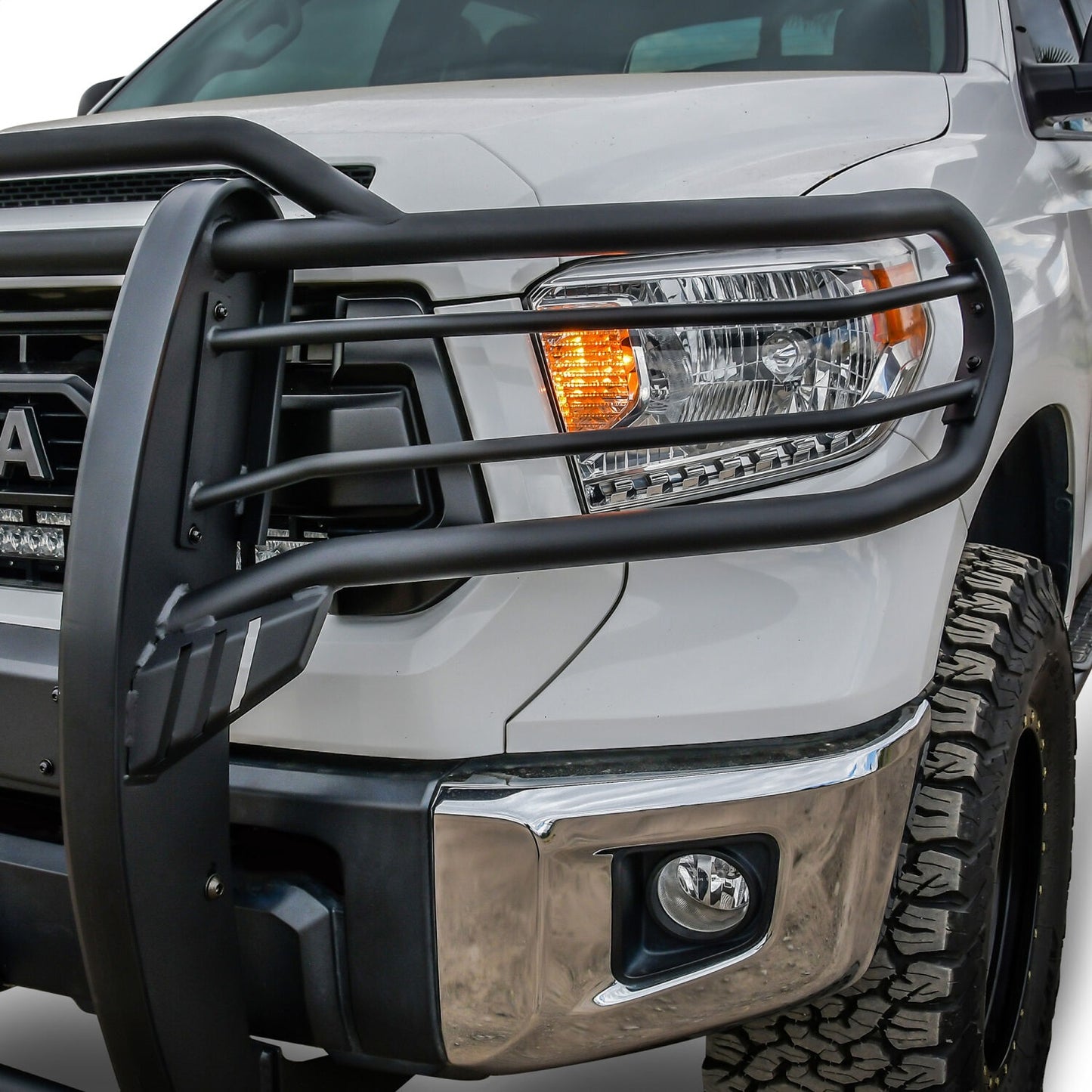 Westin Sportsman X Grille Guard for Toyota Tundra (2014-2021) - 40-33705