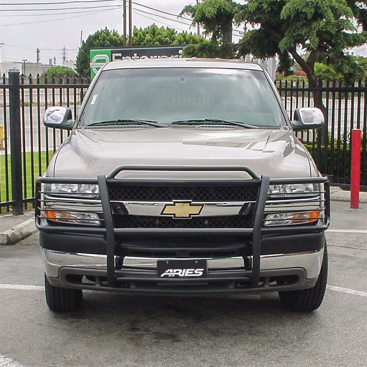 ARIES 1.5-in Black Steel Grille Guard for Chevrolet Silverado 2500, Silverado 2500 HD (2001-2002) - 4050