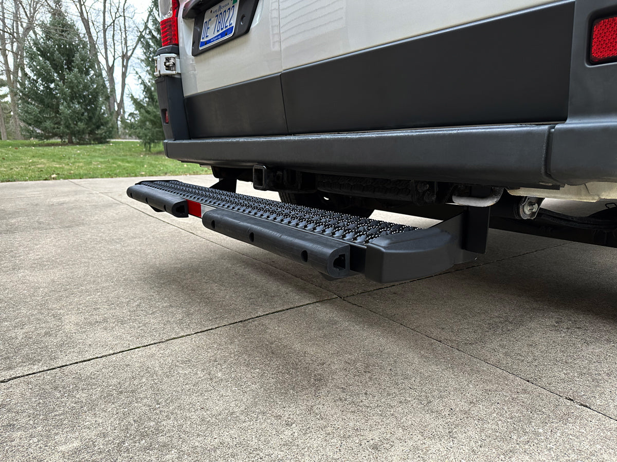 Luverne Grip Step 7" x 54" Black Aluminum Rear Step Fleet Kit, Select Ram ProMaster