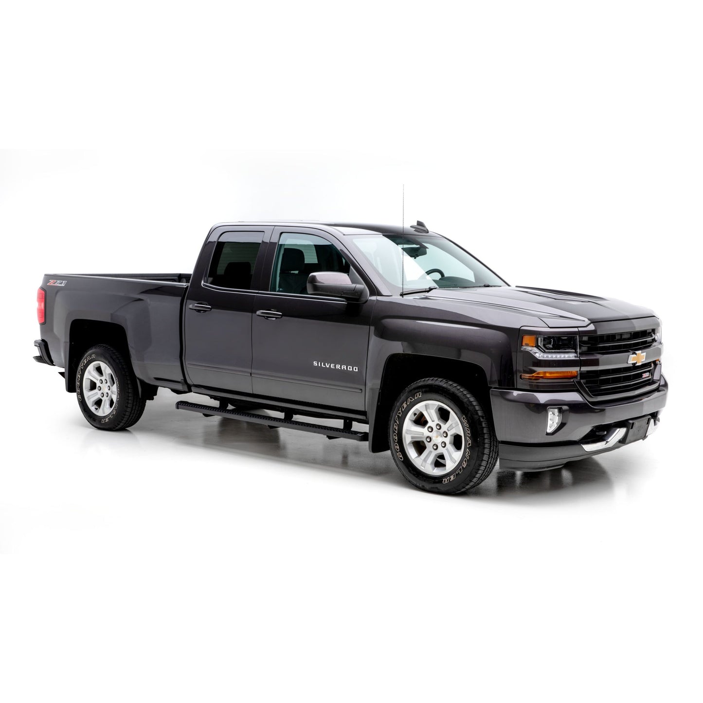 Luverne SlimGrip 5" x 78" Black Aluminum Running Boards, Select Silverado, Sierra Ext