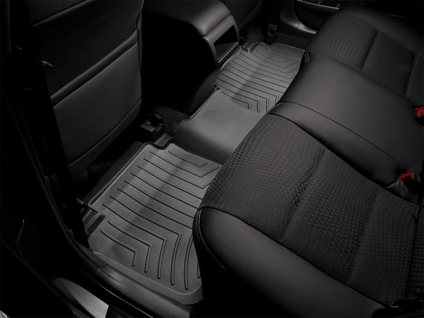 WeatherTech DigitalFit FloorLiner for Nissan Titan (2017-2024) Titan XD (2016-2021) CREW CAB - Rear