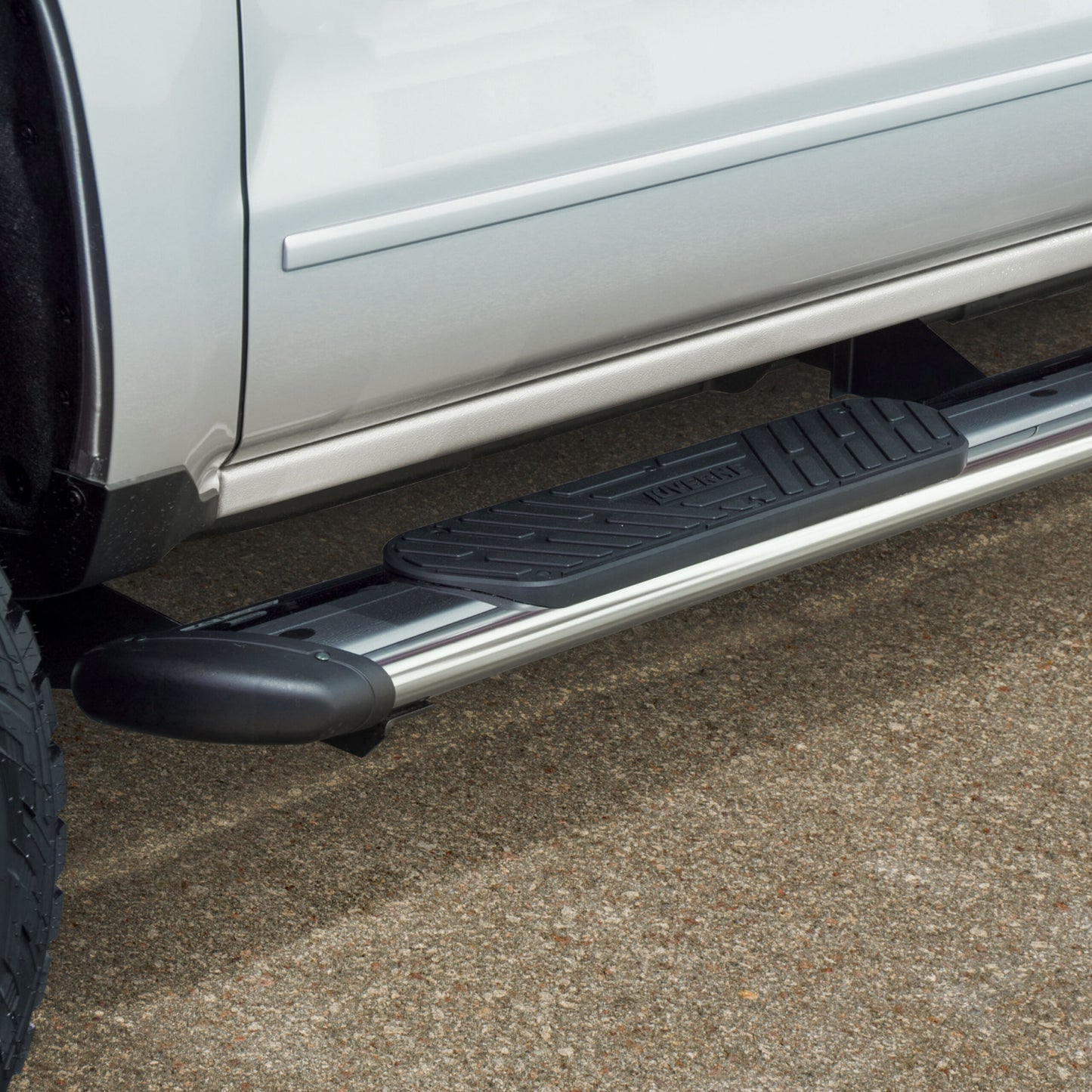 Luverne Regal 7 Polished Stainless 101" Oval W2W Steps, Select Ford F-250, F-350, F-450