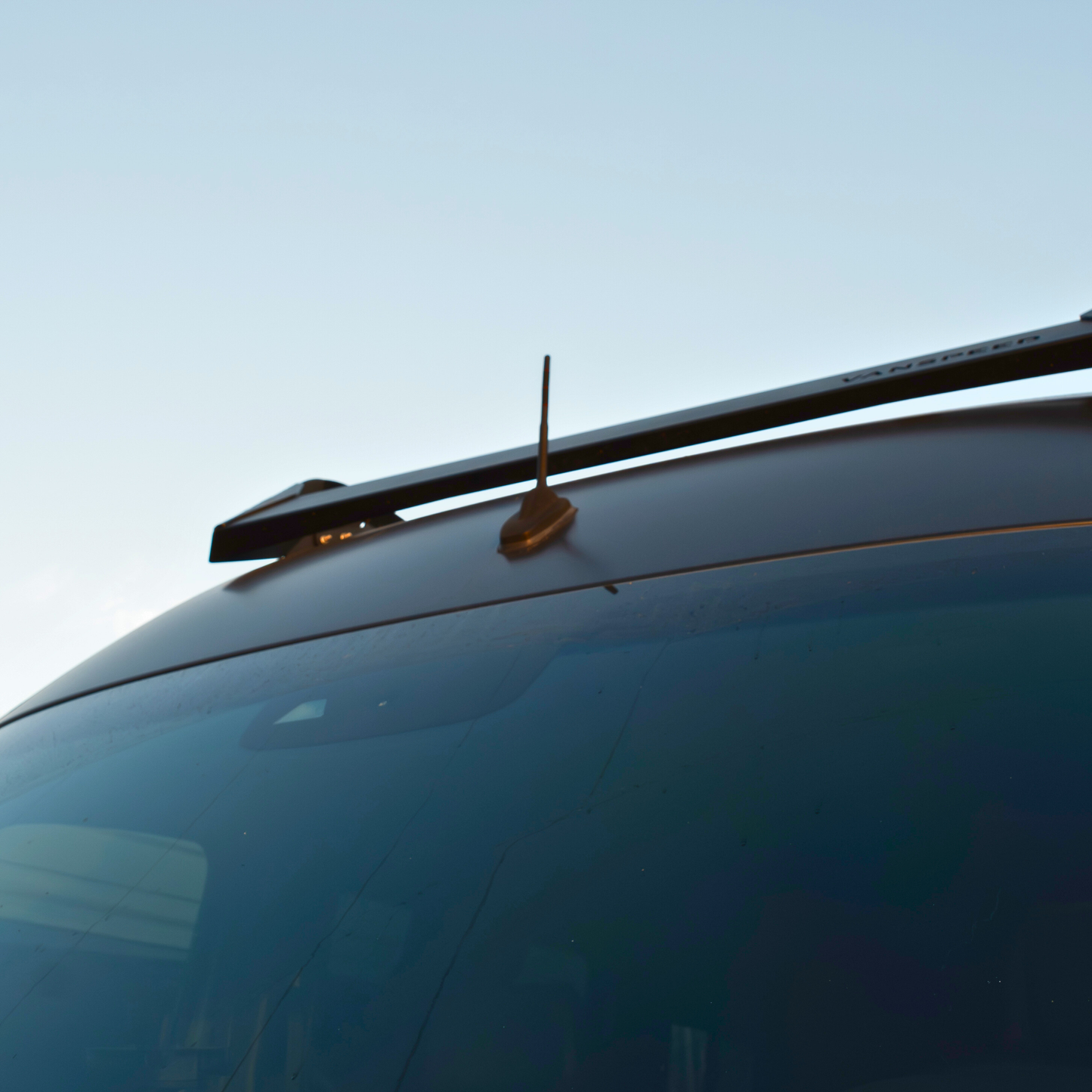 Vanspeed Short Antenna Replacement for Mercedes Sprinter 144/170 (2019+) - VNSPD-090
